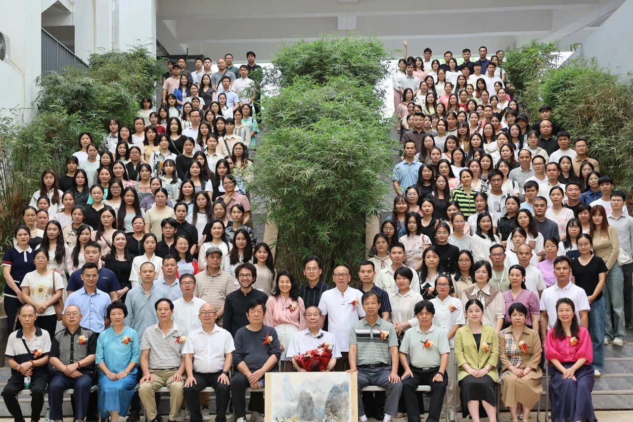 桂平市中小学美术教师水彩画专题培训活动暨大藤峡水彩画社成立仪式在我校顺利举行 丨 ABTY.COM安博